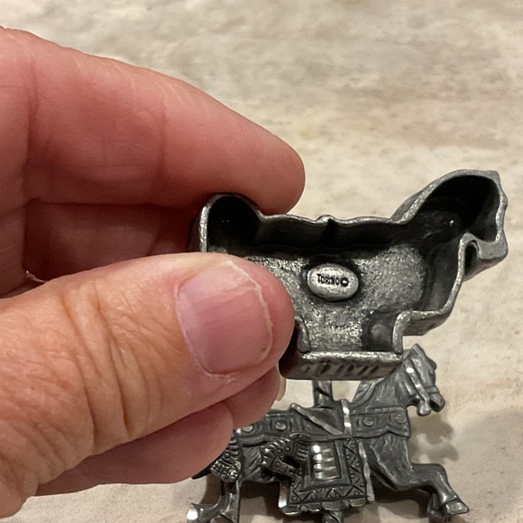 Torino Pewter Carousel Horse Trinket Box Brooch Earrings Vintage - Picture 3 of 11